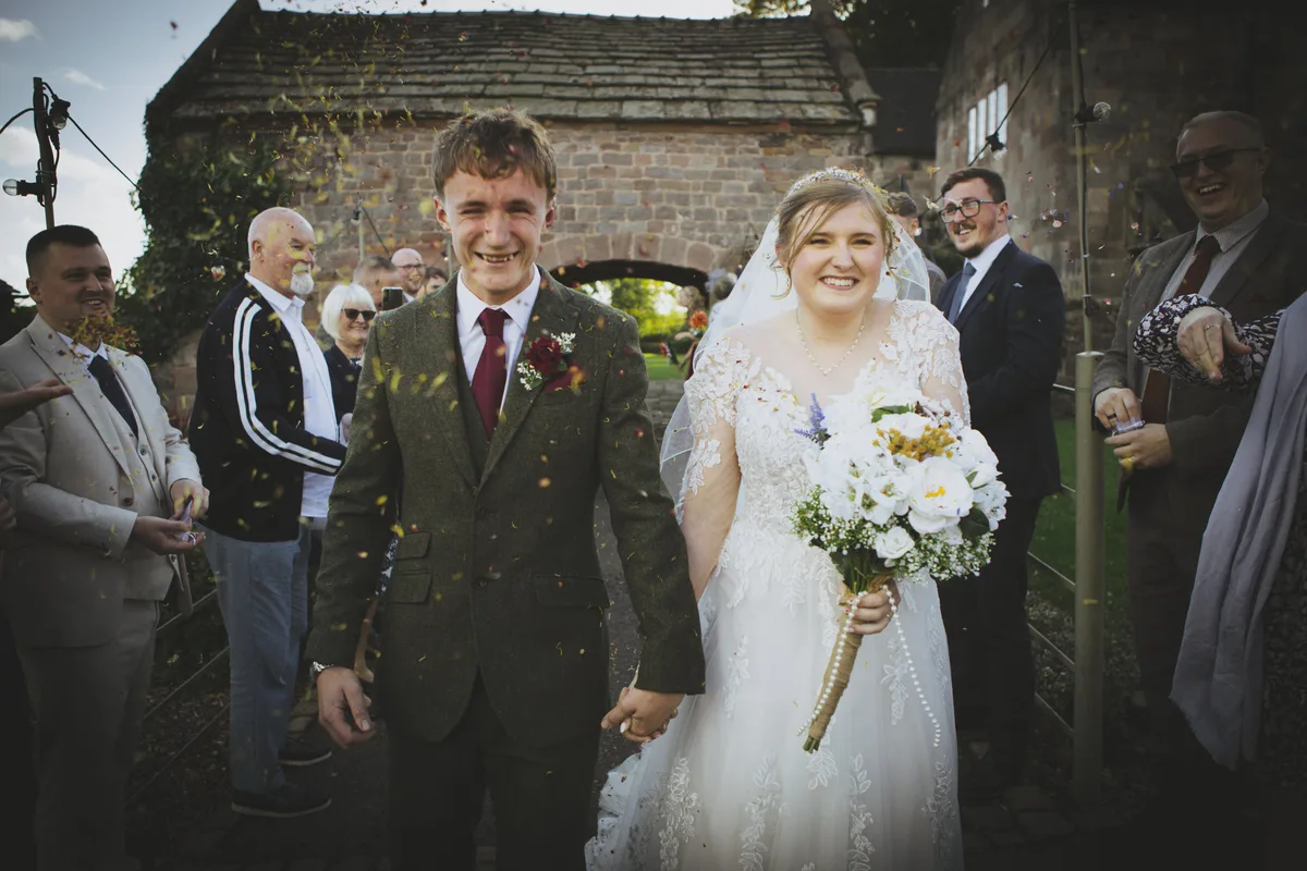 Josh & Chloe: wedding photography at The Ashes Barns, Endon, Staffordshire, photo 3