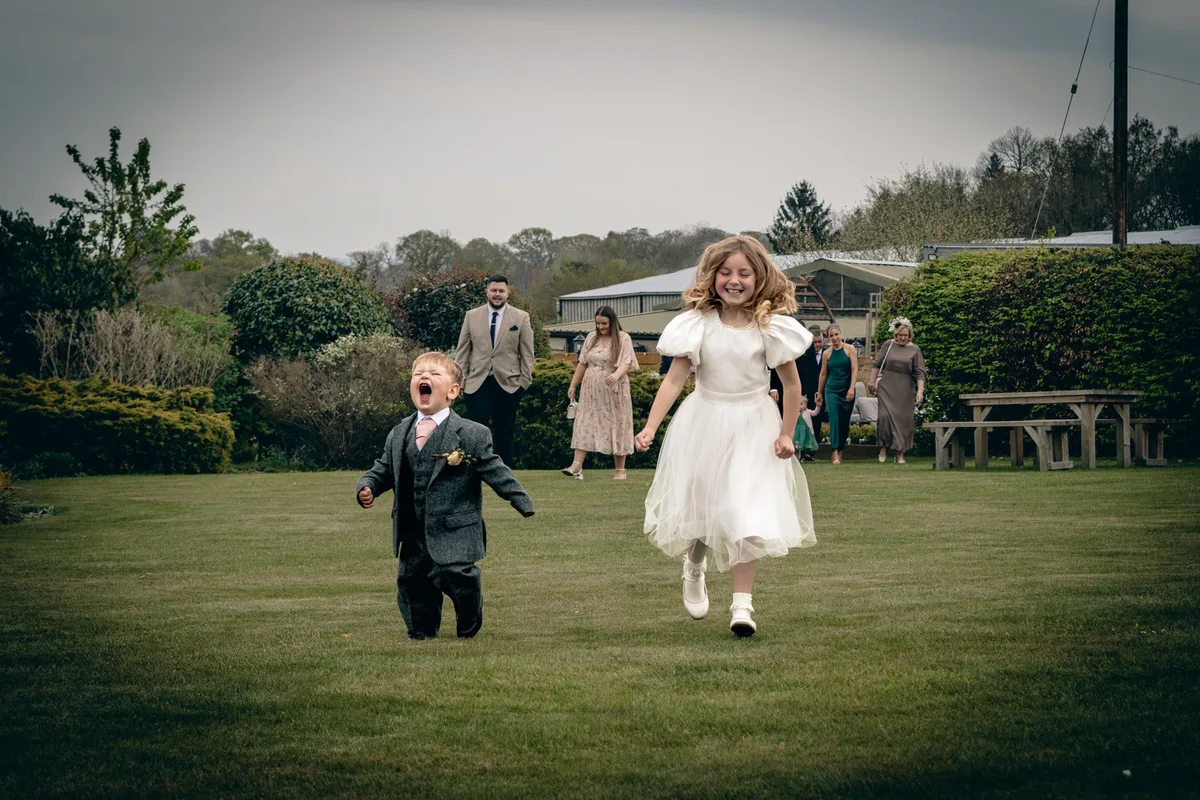 Jack & Amy: wedding photography at Shifnal, Shropshire, photo 8