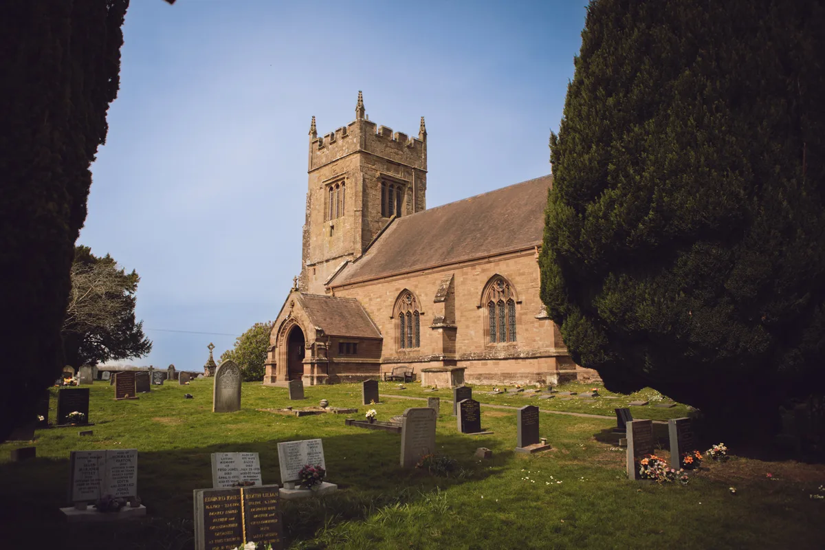 Jack & Amy: wedding photography at Shifnal, Shropshire, photo 15