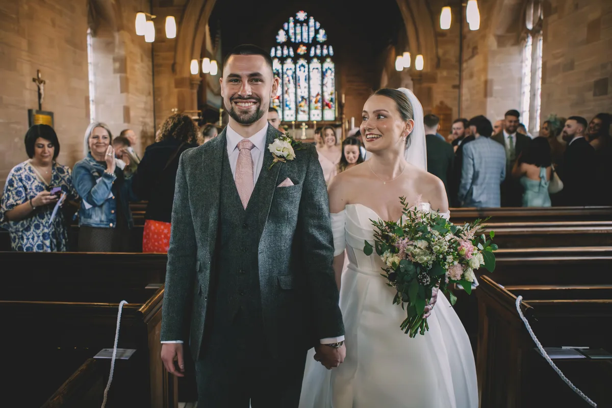 Jack & Amy: wedding photography at Shifnal, Shropshire, photo 10